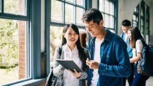Empat Jalur Pendidikan Internasional yang Bisa Membawamu ke Kampus Dunia