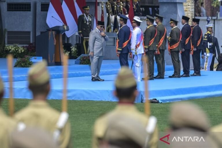 HUT ke-81 TNI: Prabowo Ingatkan Prajurit Agar Selalu Hadir di Tengah Rakyat