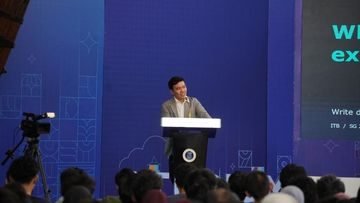 Lahir dari Garasi dan Kos-Kosan, Ini Cerita Co-Founder Bukalapak Soal Membangun Startup