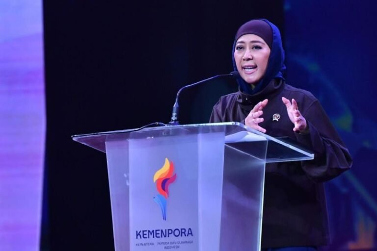 Menkomdigi Ajak Generasi Muda Jadi Kreator, Bukan Hanya Pengguna Teknologi AI